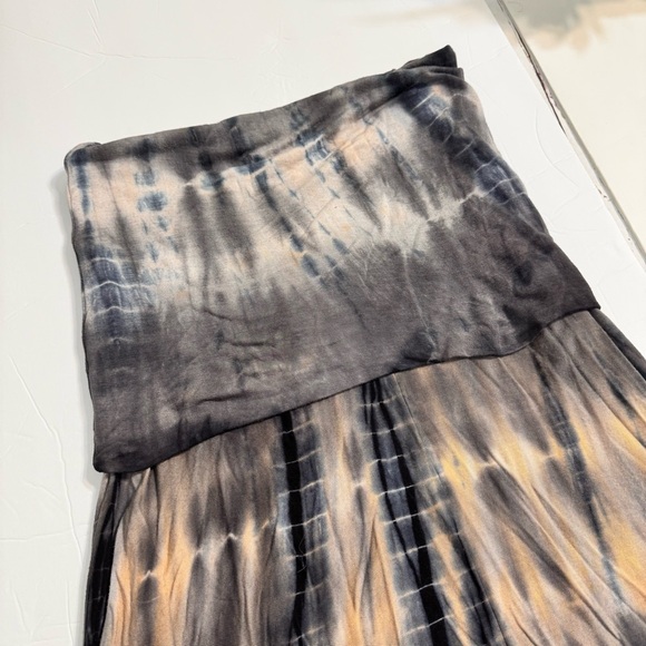 Enti Chic Vintage Tie-Dye Maxi Skirt in Black, Gray and Cream Medium - Picture 10 of 10